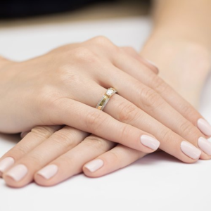 Pierścionek z Brylantami 0,45ct z białego złota próby 585. W-0356B